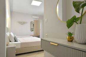 Irida Apartments