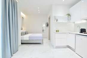 Irida Apartments