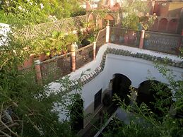 Riad Maizie