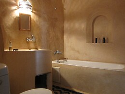 Riad Maizie