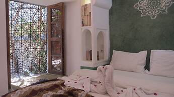Riad Maizie