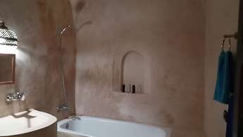 Riad Maizie