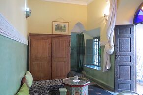 Riad Maizie
