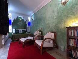 Riad Maizie
