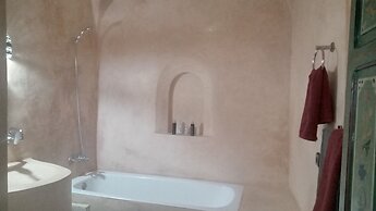 Riad Maizie