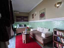 Riad Maizie