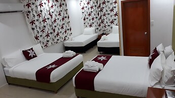 Alec's Hotel