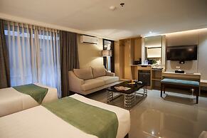 J7 Hotel Iloilo