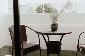 J7 Hotel Iloilo