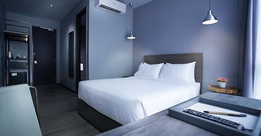 Urban H Hotel