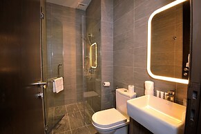Urban H Hotel