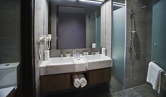 Urban H Hotel