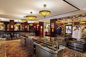 Maxwell Reserve Singapore, Autograph Collection