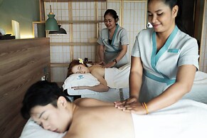The Snowbell Hotel & SPA @ The Bridge.