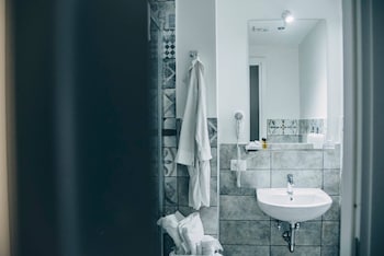Spagna Rooms