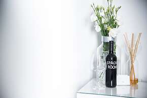 Spagna Rooms