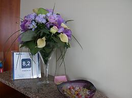 Genius Hotel
