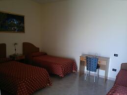 Genius Hotel