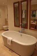 Rowton Hall Hotel and Spa