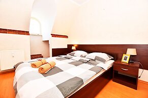 City Central Apartments - Old Town