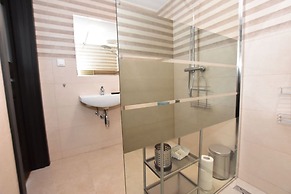 City Central Apartments - Old Town