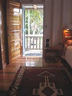 Carolyns House