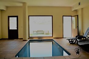 Villa los Gatos