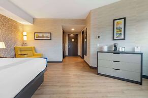 GLō Best Western Kanata Ottawa West