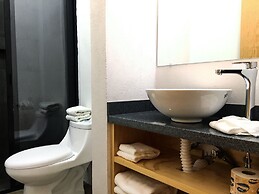 Romance City Hotel