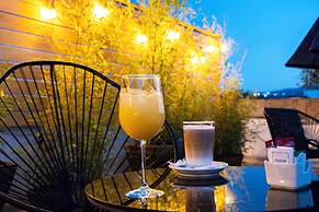 Romance City Hotel