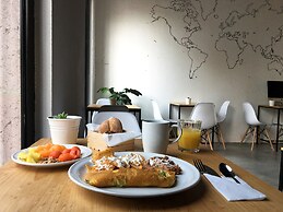 Romance City Hotel
