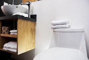 Romance City Hotel