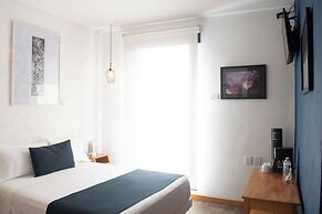 Romance City Hotel