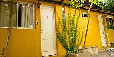 Alamo Hostel & Suites