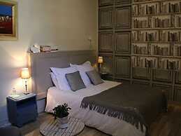 Une Chambre en Ville