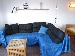 Apartment With sea Views in Llan?? - 1052