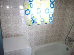 Apartment With sea Views in Llan?? - 1052