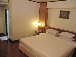 Dusit Hotel at Sakon Nakhon