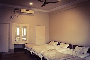 Hotel Anand Palace
