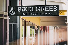 Six Degrees Motel