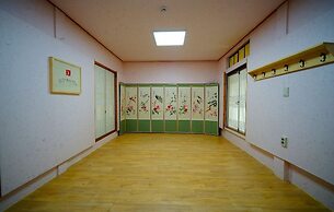 Hanok Hotel Dong Nak Won