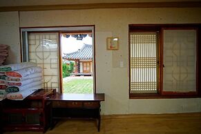 Hanok Hotel Dong Nak Won
