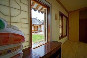 Hanok Hotel Dong Nak Won