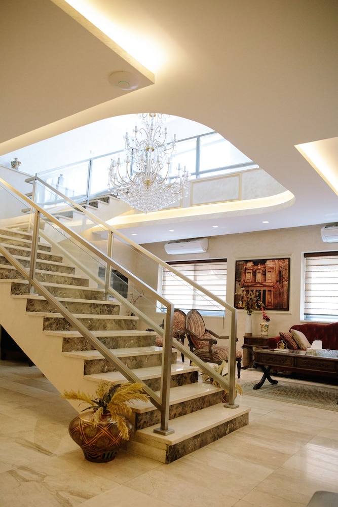 Madina Suites