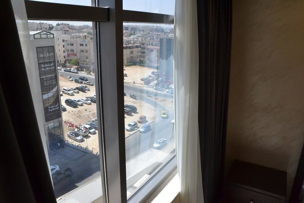 Madina Suites