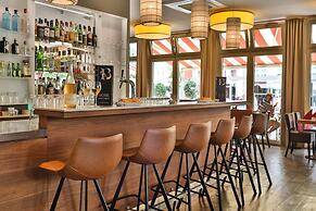 Bacchus Hotel