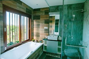 The Darling Ocean View Villa Bali