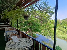 Bussaracum Hotel