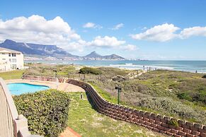 Romantic Beachfront Bachelor
