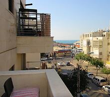 Designer Apt Great Location Hilton beach